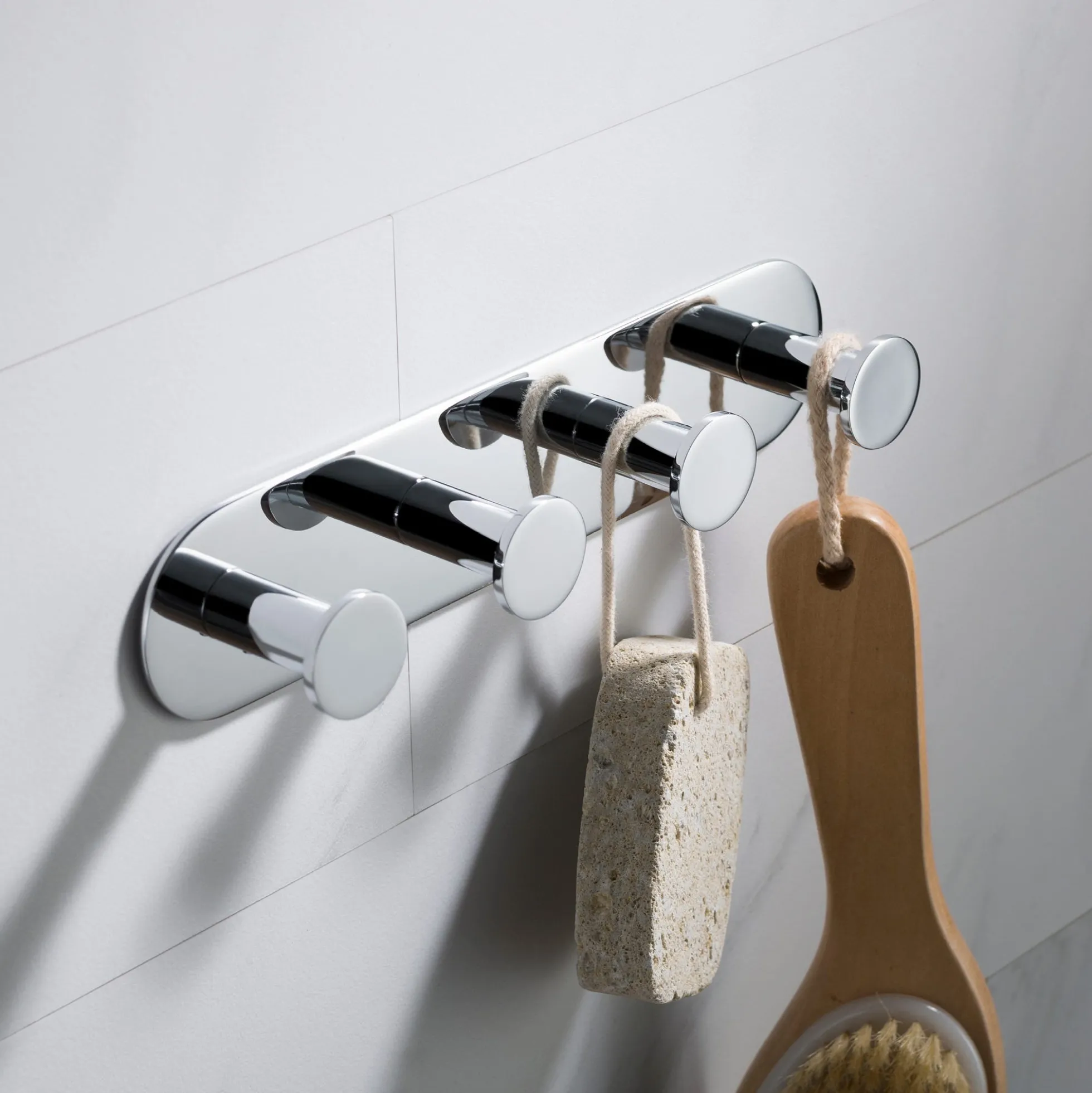 Bathroom Robe and Towel Hook Rack with 4 Hooks in Chrome