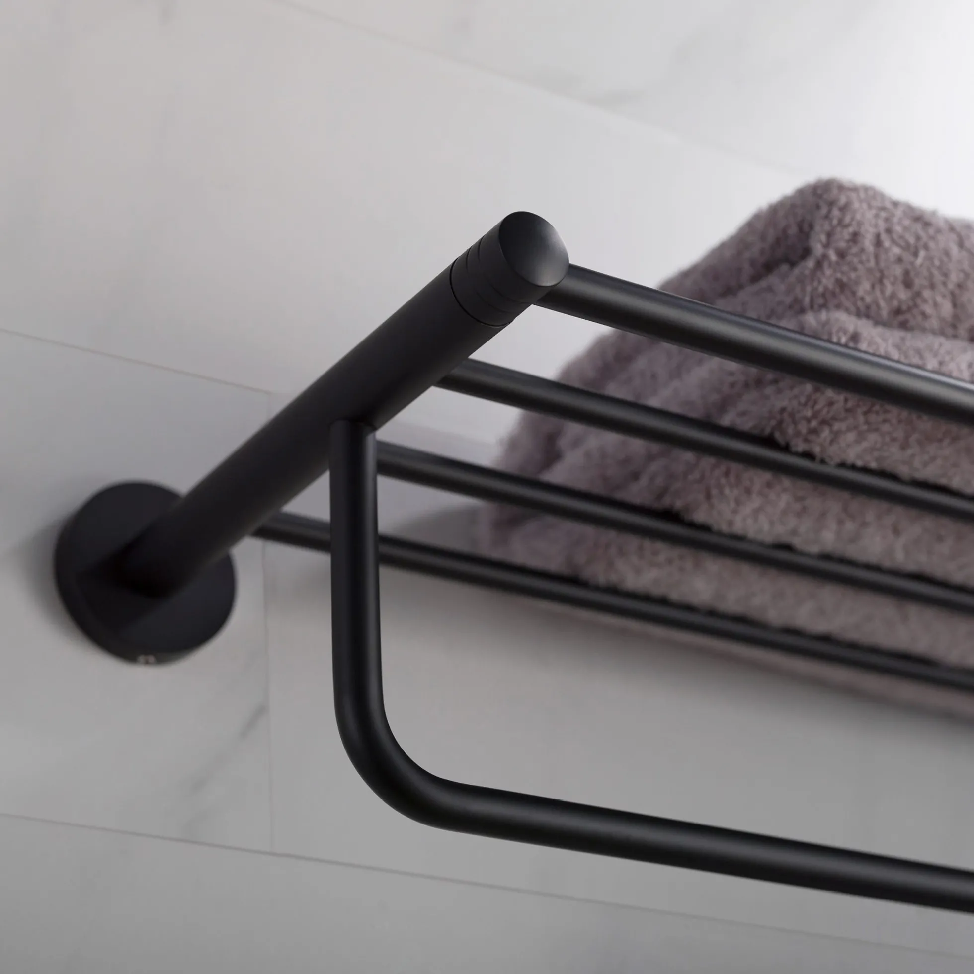 Bathroom Shelf with Towel Bar in Matte Black
