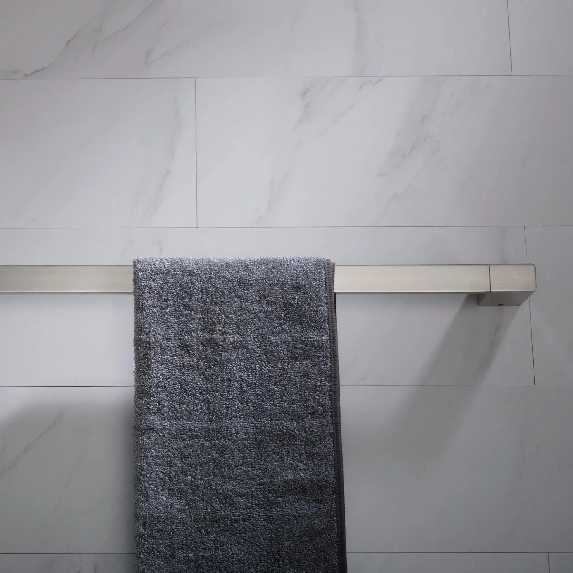 24" Bathroom Towel Bar in Brushed Nickel