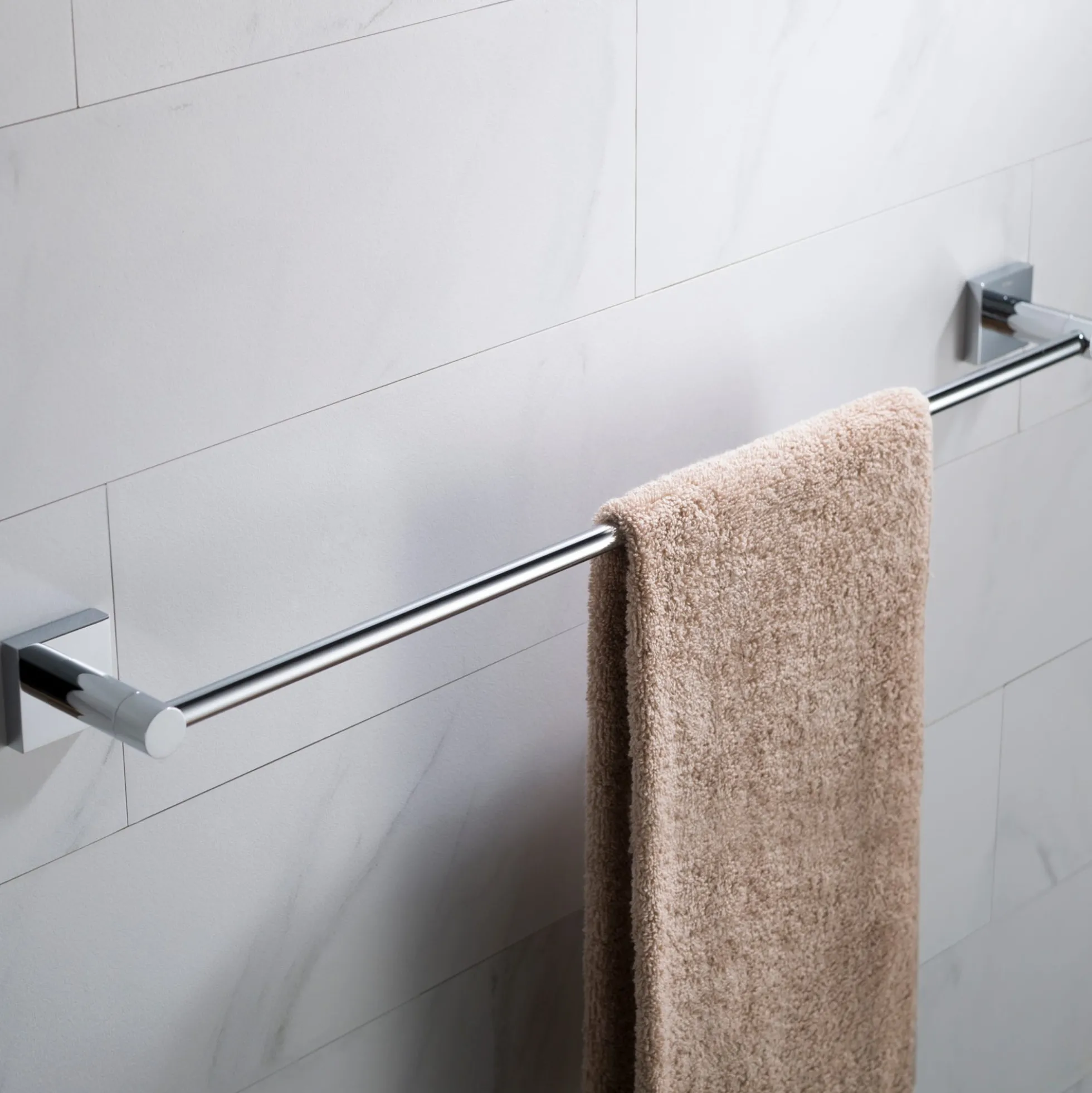 24" Bathroom Towel Bar in Chrome