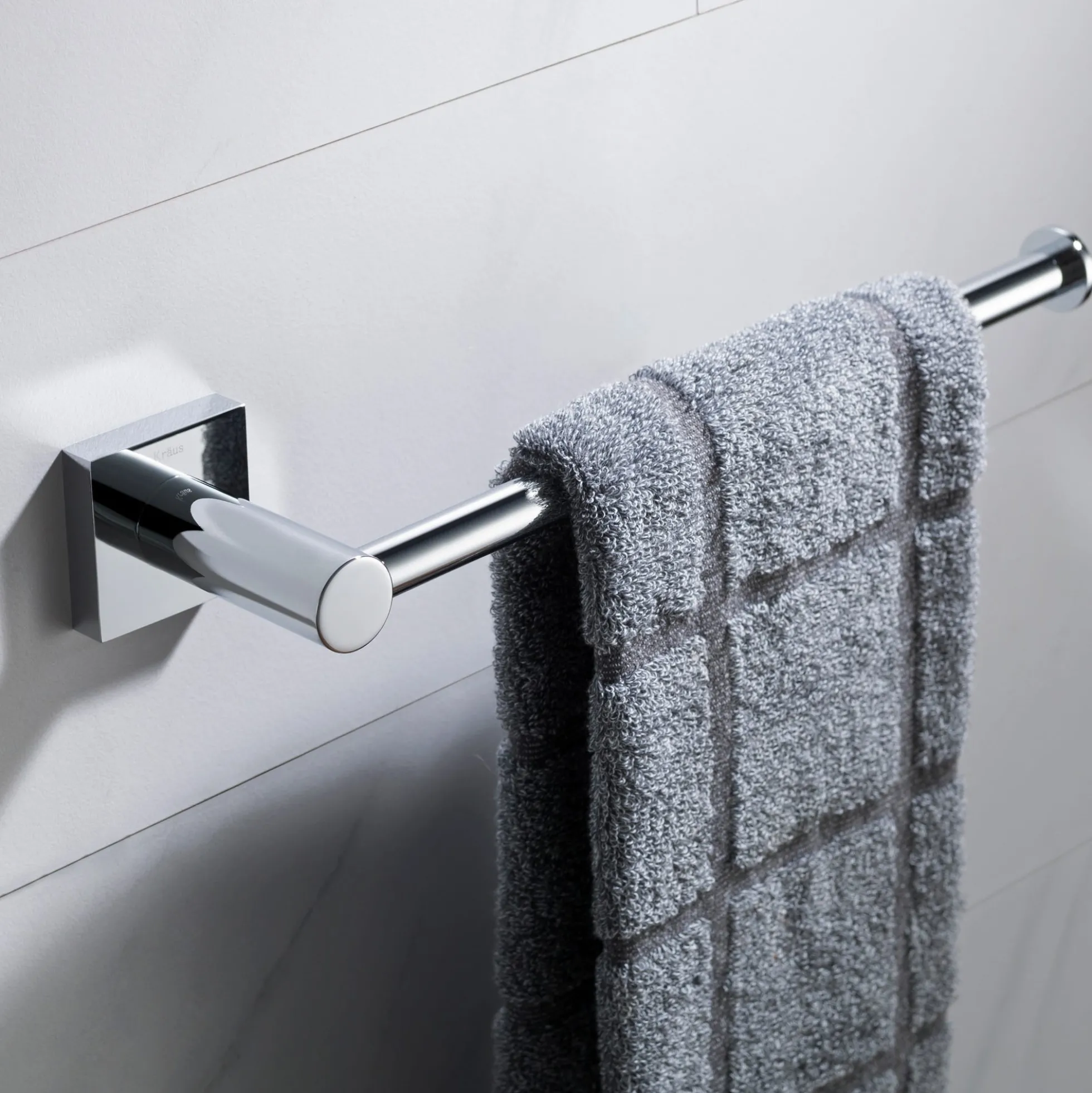 Bathroom Towel Bar in Chrome