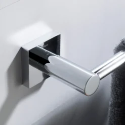 Bathroom Towel Bar in Chrome