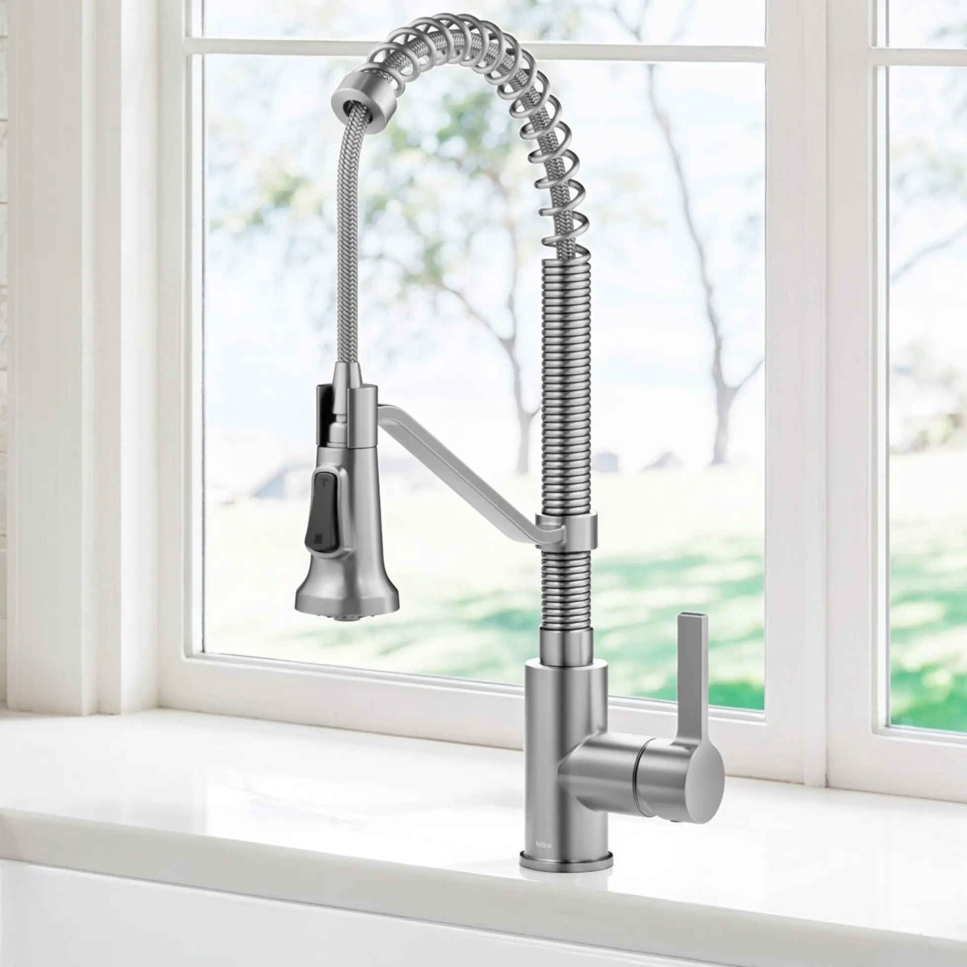 Commercial Style 2-Function Single Handle Pull Down Kitchen Faucet in Spot-Free Stainless Steel