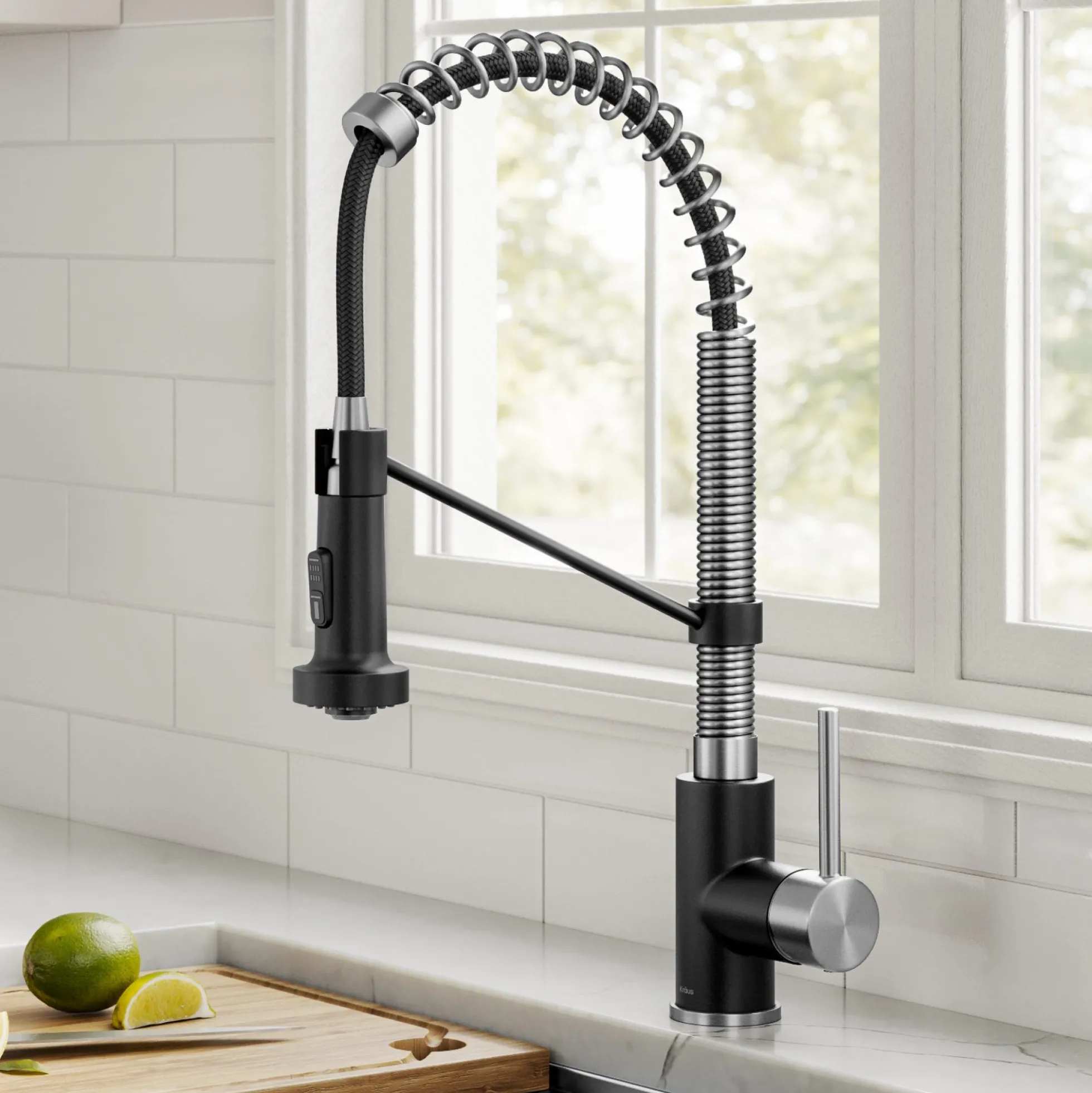 Commercial Style 2-Function Single Handle Pull Down Kitchen Faucet in Spot-Free Stainless Steel / Matte Black