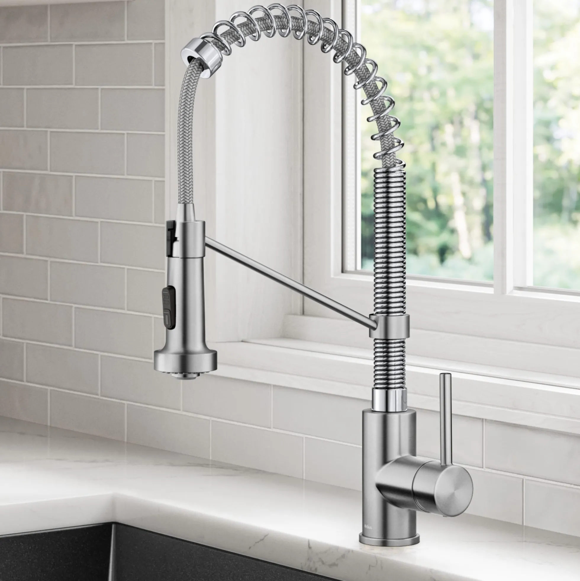 Commercial Style 2-Function Single Handle Pull Down Kitchen Faucet in Stainless Steel / Chrome