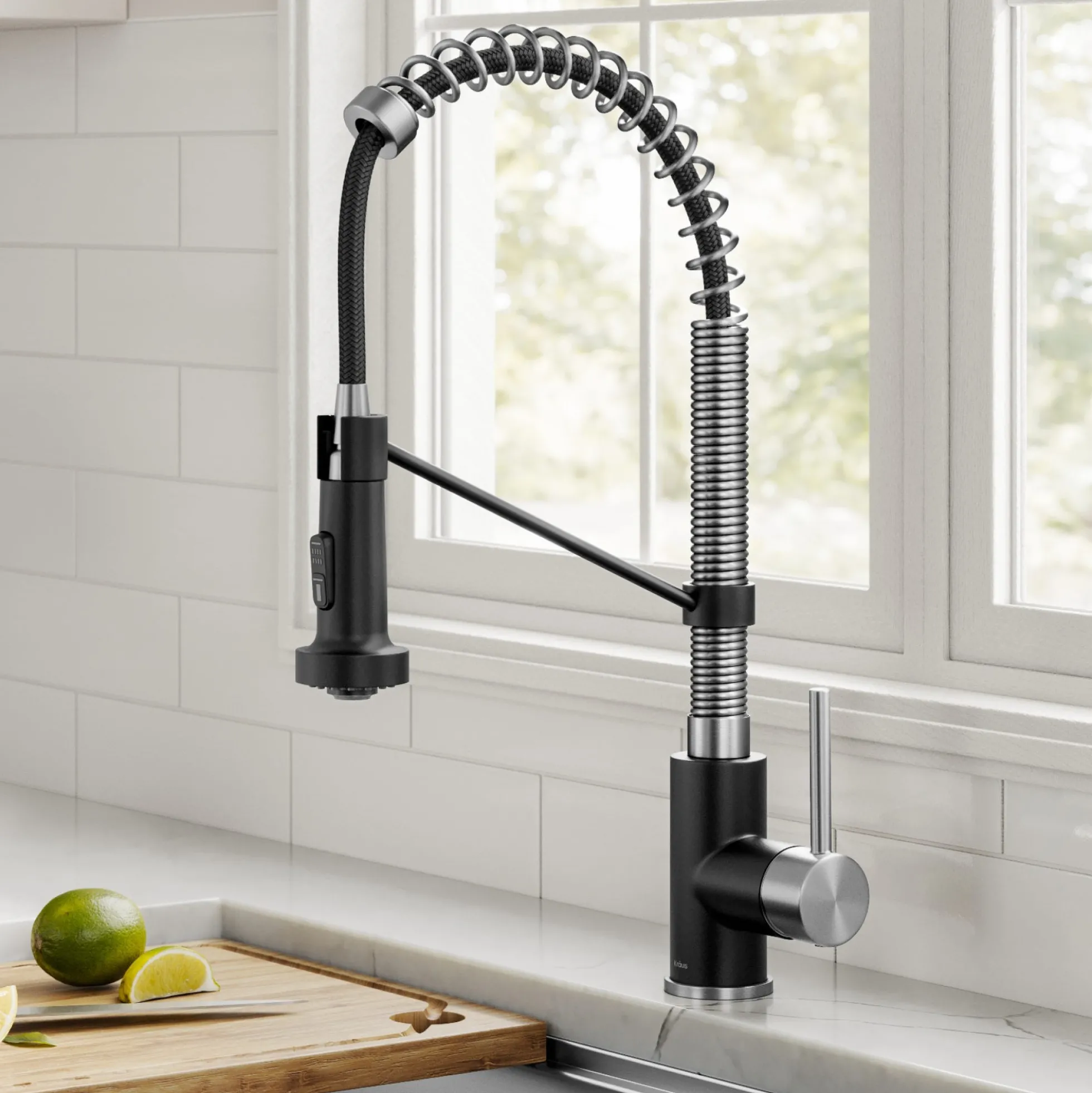 Commercial Style 2-Function Single Handle Pull Down Kitchen Faucet in Stainless Steel / Matte Black