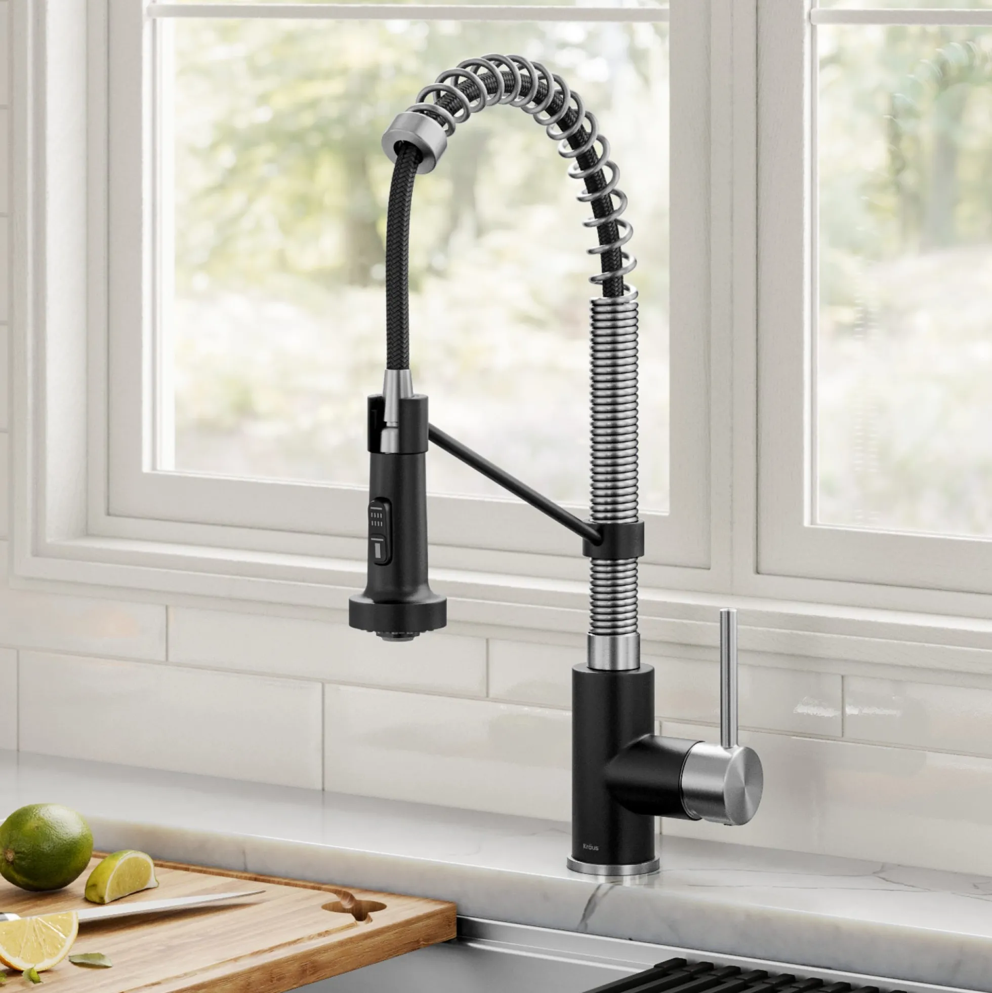 Commercial Style 2-Function Single Handle Pull Down Kitchen Faucet in Stainless Steel / Matte Black