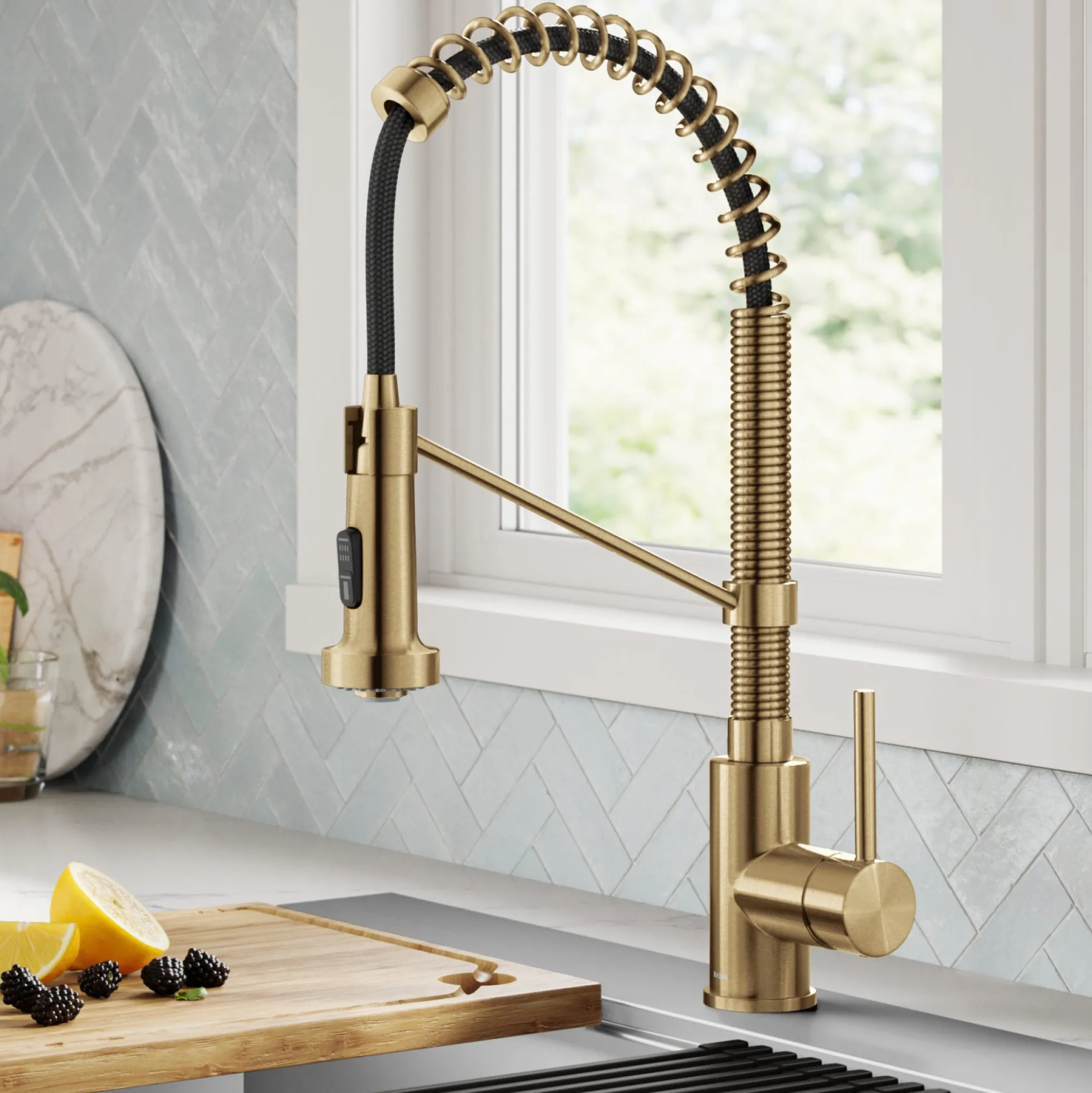 Commercial Style 2-Function Single Handle Pull Down Kitchen Faucet in Spot-Free Brushed Brass