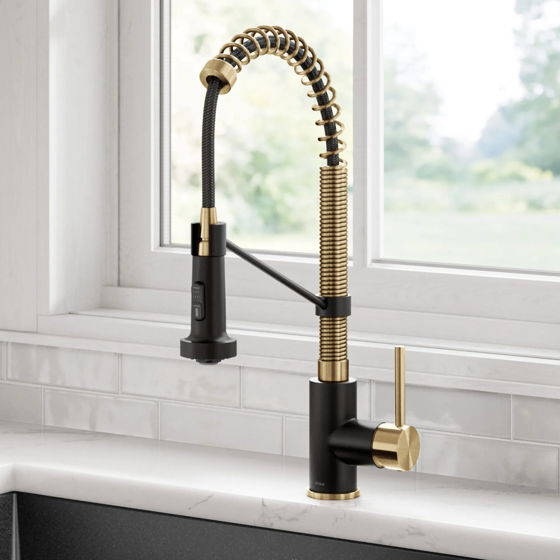 Commercial Style 2-Function Single Handle Pull Down Kitchen Faucet in Brushed Brass / Matte Black