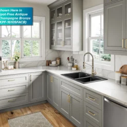 Commercial Style 2-Function Single Handle Pull Down Kitchen Faucet in Chrome