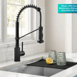 Commercial Style 2-Function Single Handle Pull Down Kitchen Faucet in Matte Black