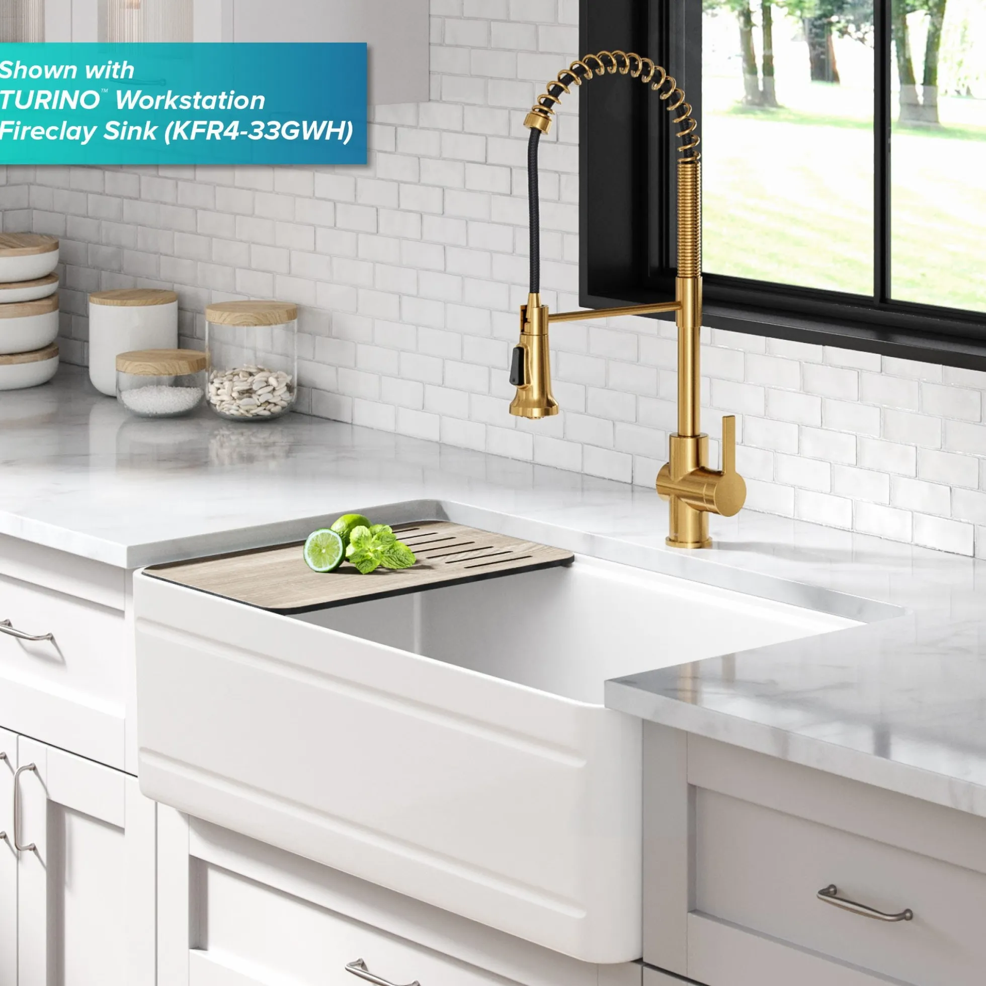 Commercial Style Pull-Down Single Handle Kitchen Faucet in Brushed Brass