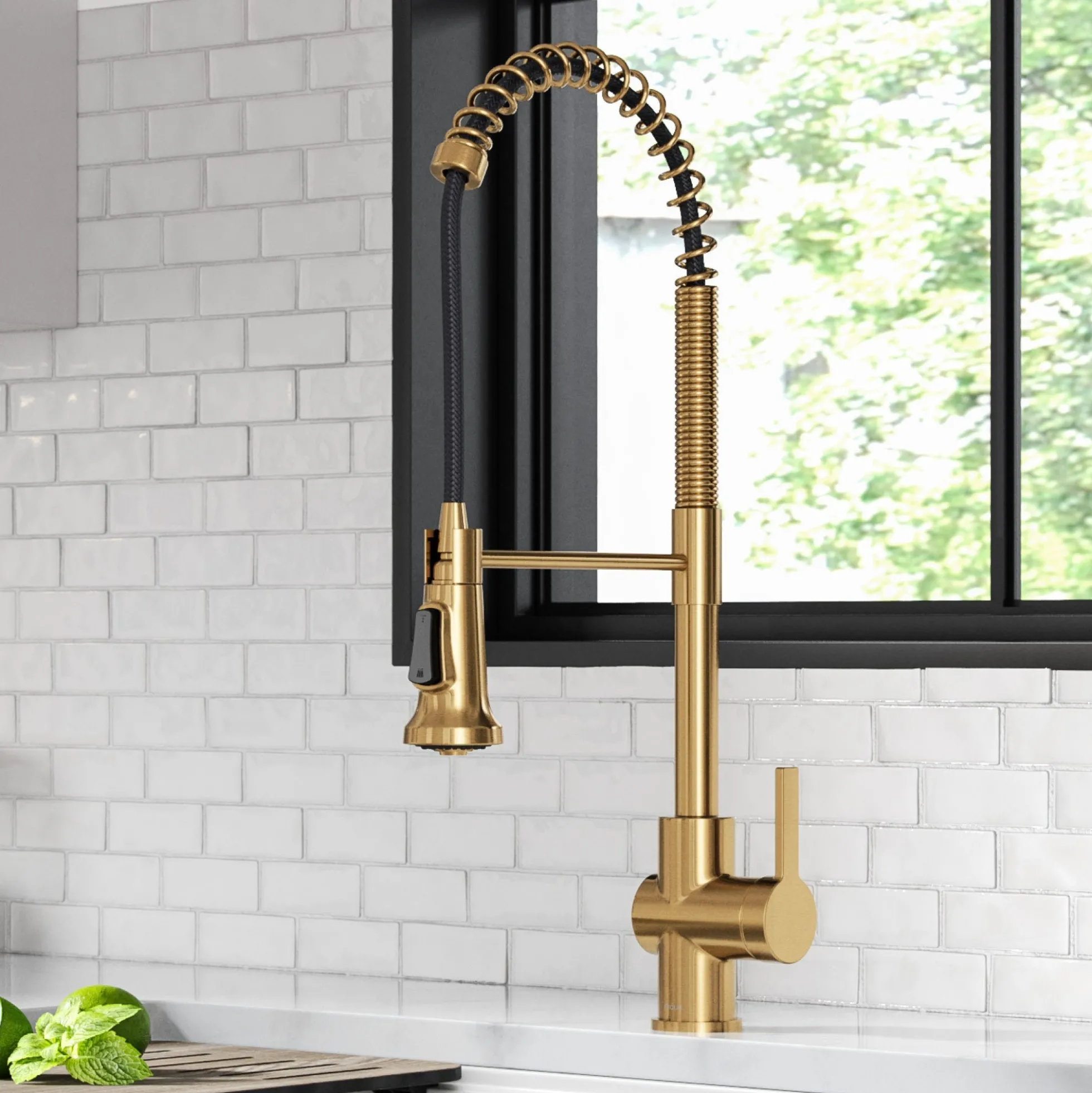 Commercial Style Pull-Down Single Handle Kitchen Faucet in Brushed Brass