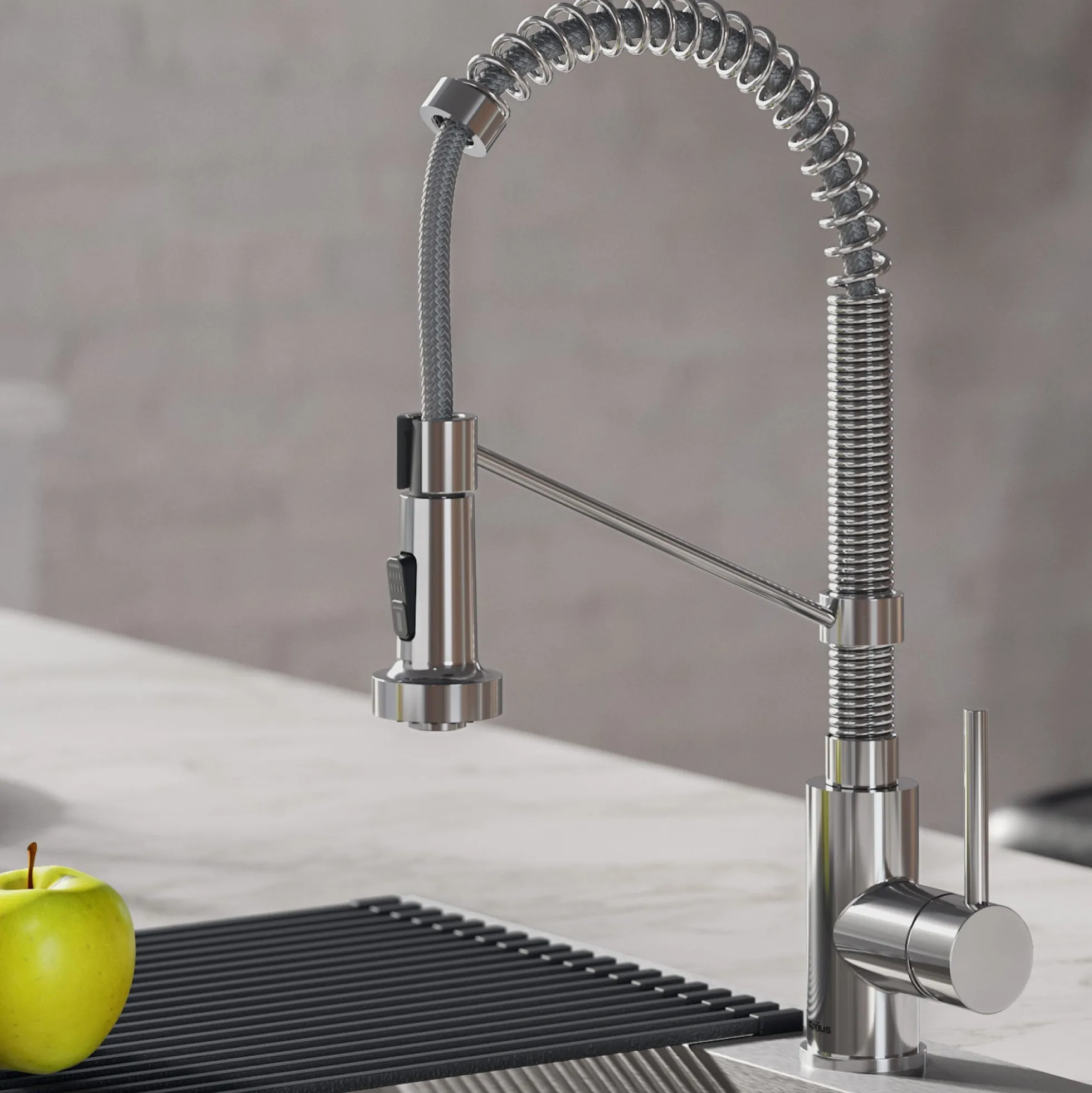 Commercial Style Pull-Down Single Handle 18" Kitchen Faucet in Chrome with Air Gap