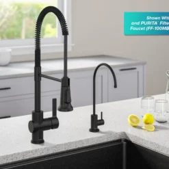 Commercial Style Single Handle Pull Down Kitchen Faucet in Matte Black