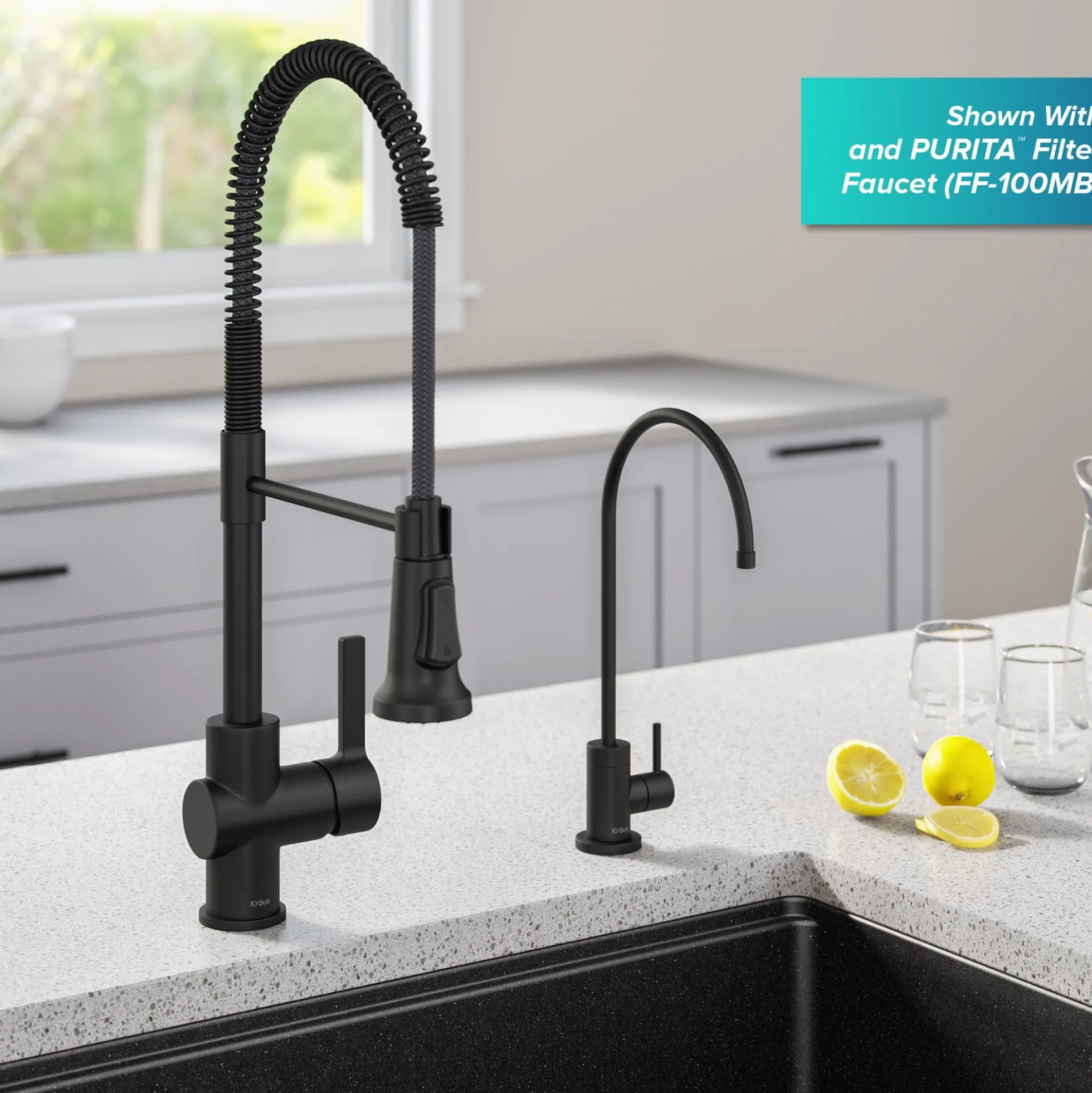 Commercial Style Single Handle Pull Down Kitchen Faucet in Matte Black