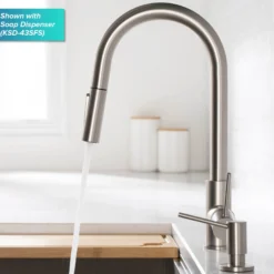 Contemporary Pull-Down Single Handle Kitchen Faucet in Matte Black