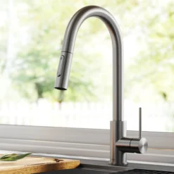 Contemporary Pull-Down Single Handle Kitchen Faucet in Spot Free Stainless Steel
