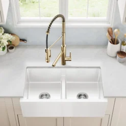 33” Fireclay Farmhouse Kitchen Sink Reversible Apron Front Double Bowl with Low Divider in Gloss White