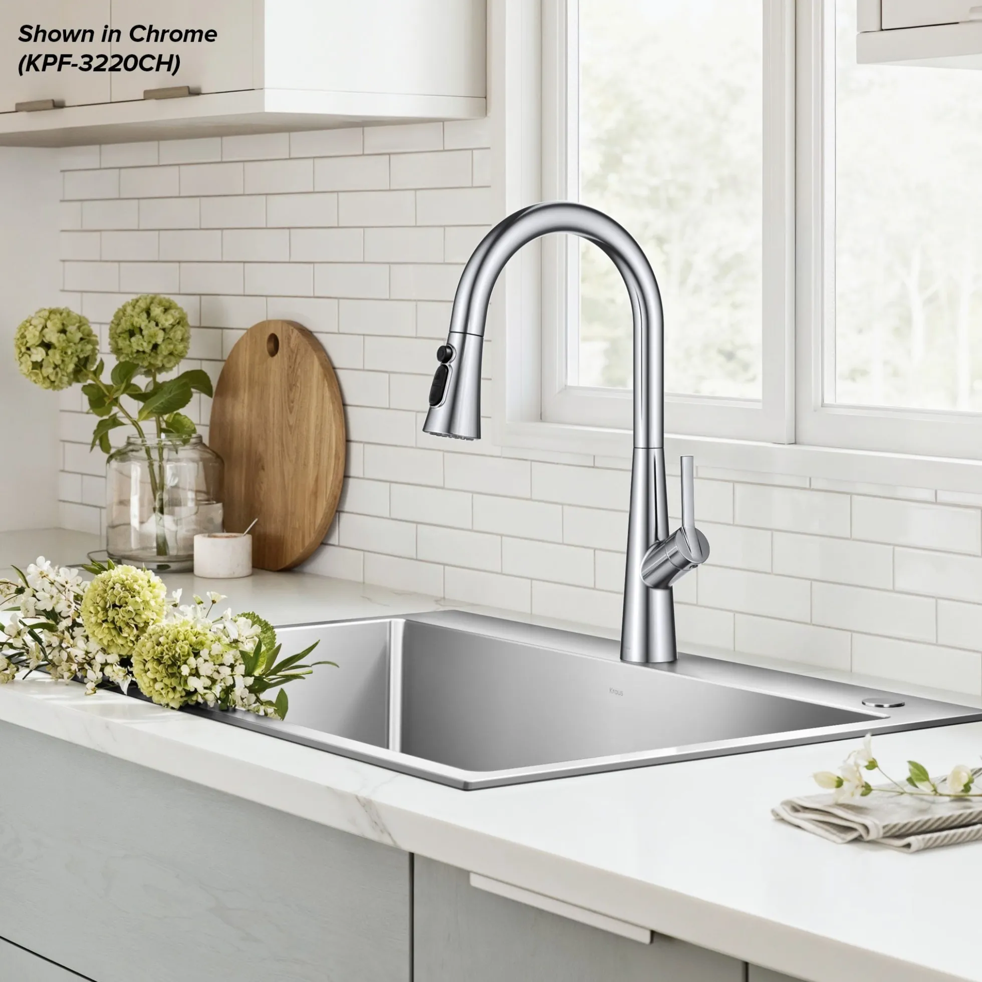 4-Function Single Handle Pull Down Kitchen Faucet with CleanSweep™ Blade Spray in Spot-Free Stainless Steel