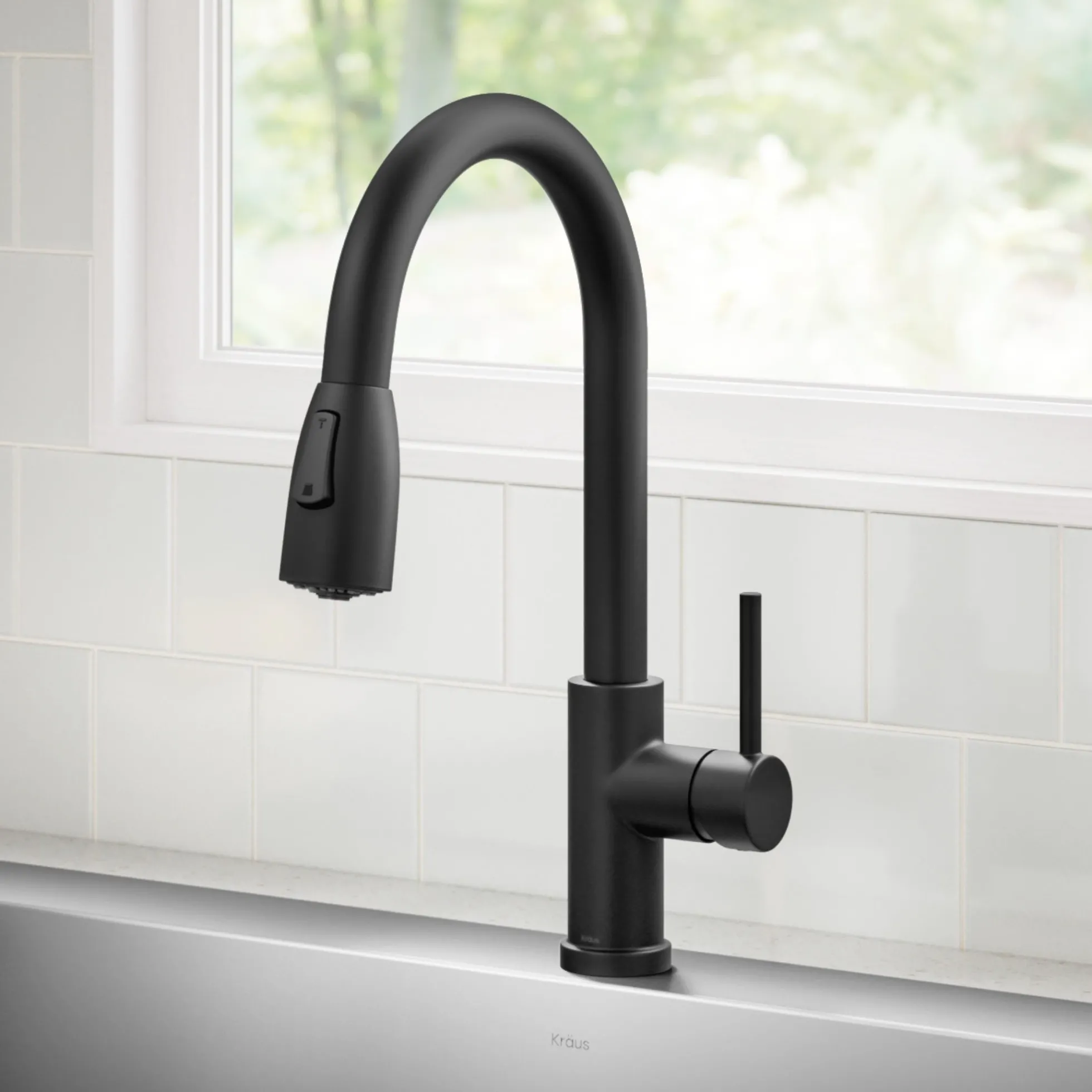 2-Function Single Handle Pull Down Kitchen Faucet in Matte Black