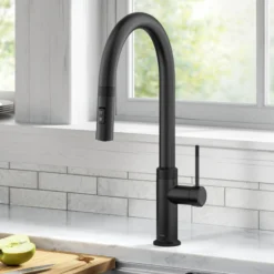 Modern Industrial Pull-Down Single Handle Kitchen Faucet in Matte Black