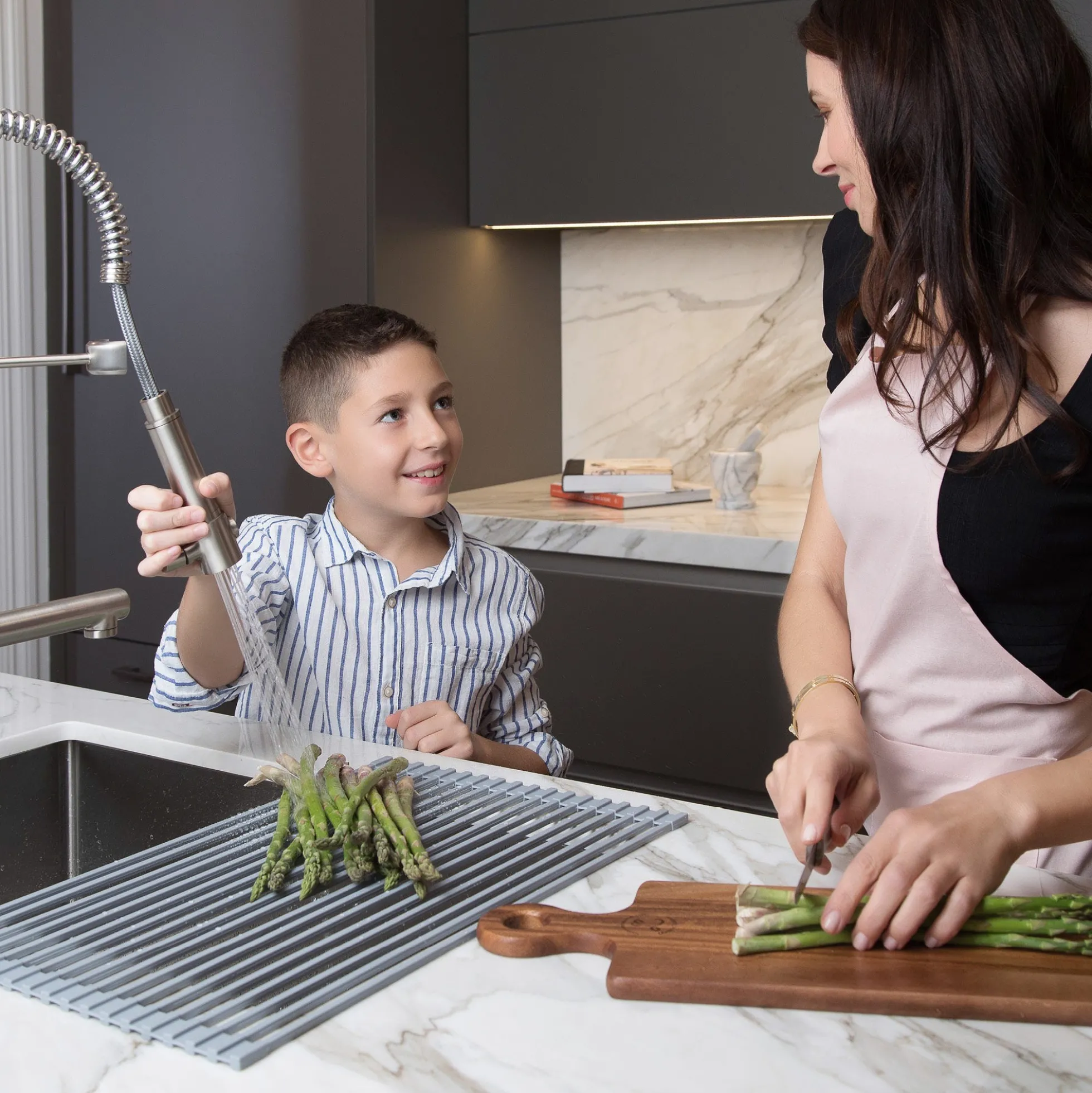 Multipurpose Over-Sink Roll-Up Dish Drying Rack in Dark Grey