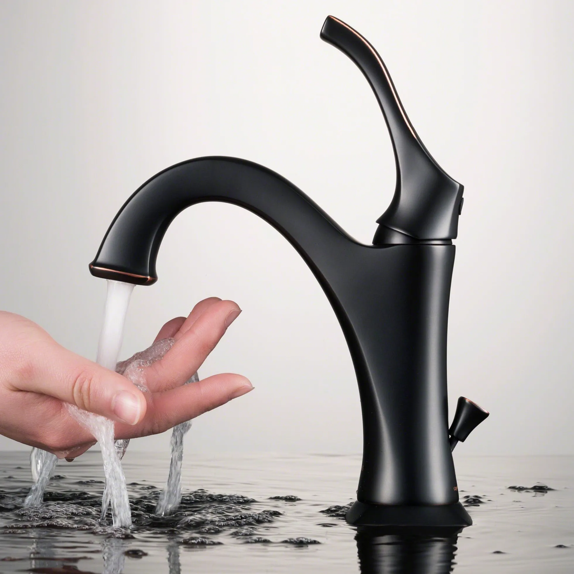 Single Handle Basin Bathroom Faucet with Lift Rod Drain and Deck Plate in Oil Rubbed Bronze