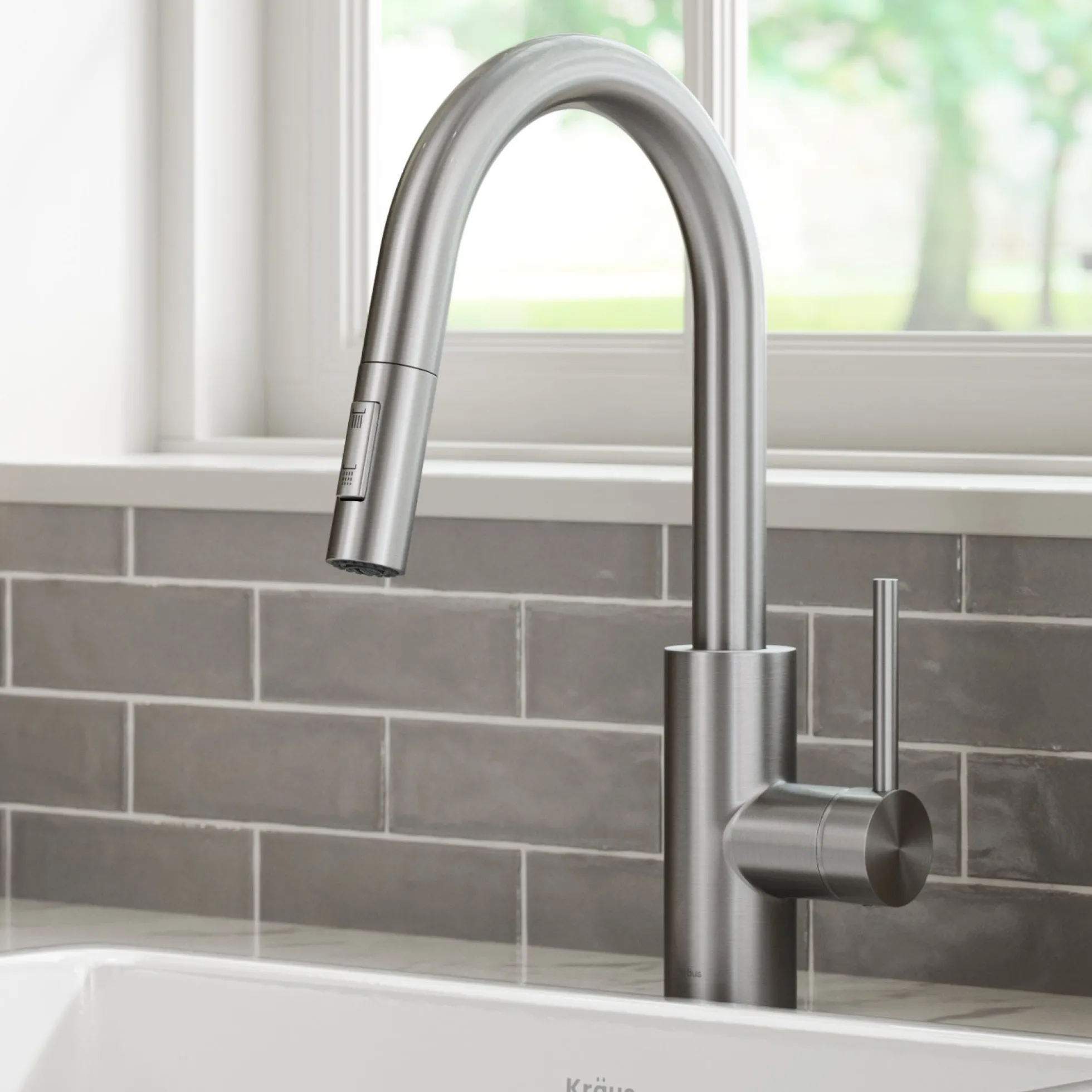 Single Handle Pull Down Kitchen Faucet with QuickDock Top Mount Installation Assembly in Spot Free Stainless Steel