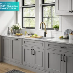Single Handle Pull Down Kitchen Faucet in Spot-Free Brushed Brass / Matte Black