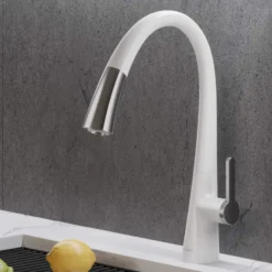 Single Handle Pull-Down Kitchen Faucet in Chrome/White