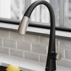 Single Handle Pull-Down Kitchen Faucet in Spot Free Stainless Steel/Matte Black
