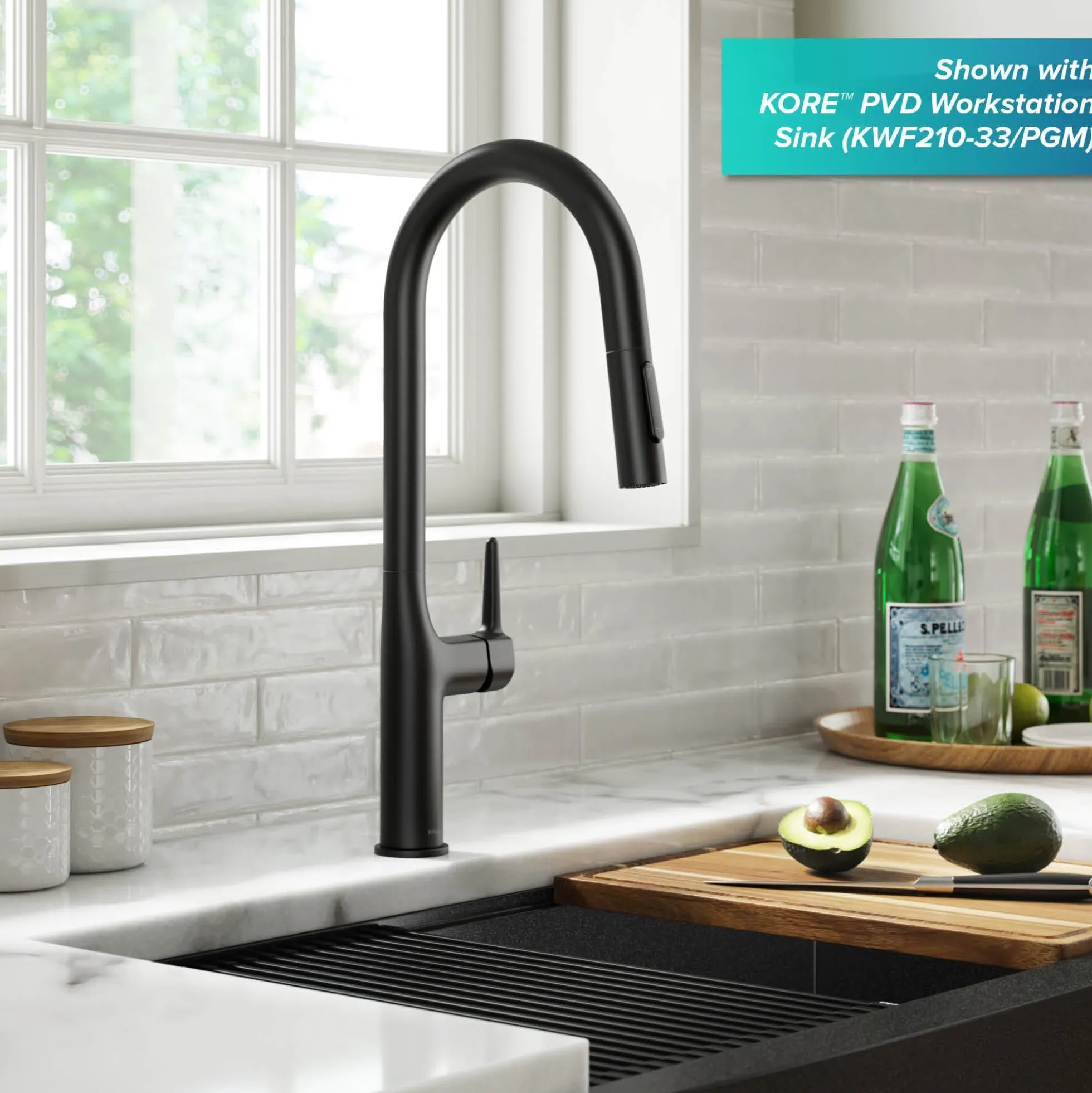 Tall Modern Pull-Down Single Handle Kitchen Faucet in Matte Black