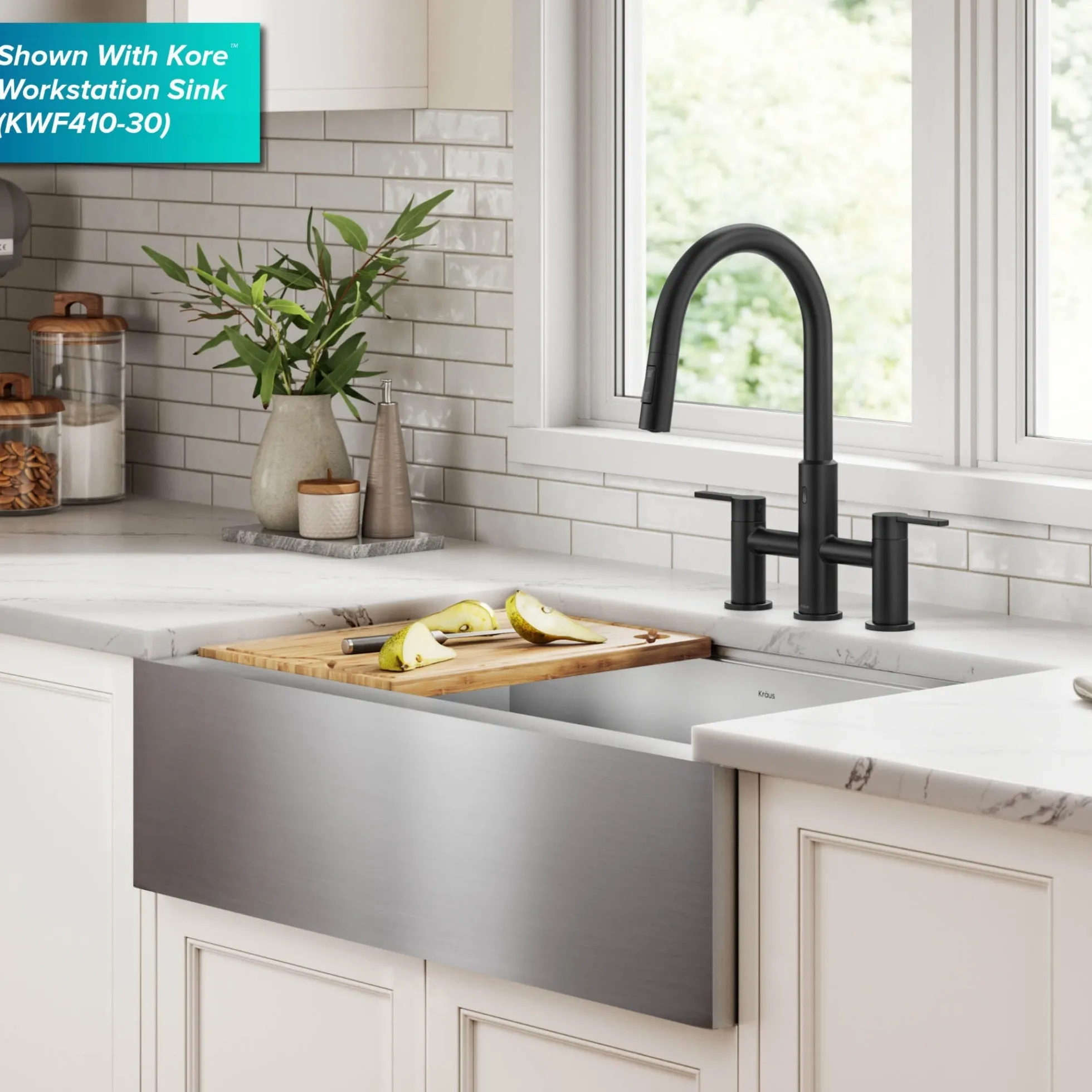 Touchless Sensor Bridge Kitchen Faucet with Pull-Down Sprayhead in Matte Black