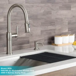Traditional Single Handle Pull-Down Kitchen Faucet in Spot Free Stainless Steel