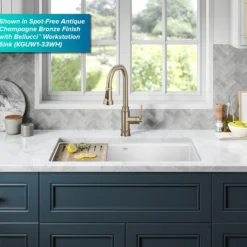 Transitional Industrial Pull-Down Single Handle Kitchen Faucet in Spot-Free Stainless Steel