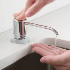 33" Undermount Kitchen Sink w/ Bolden Commercial Pull-Down Faucet and Soap Dispenser in Chrome