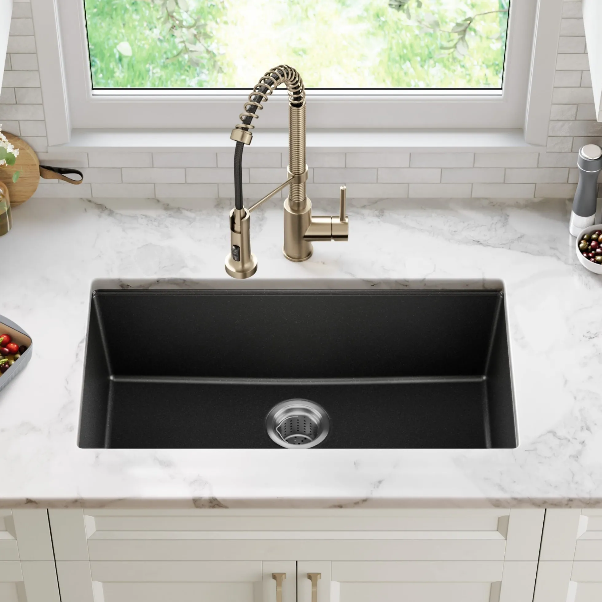 31” Undermount Single Bowl Granite Kitchen Sink in Black Onyx