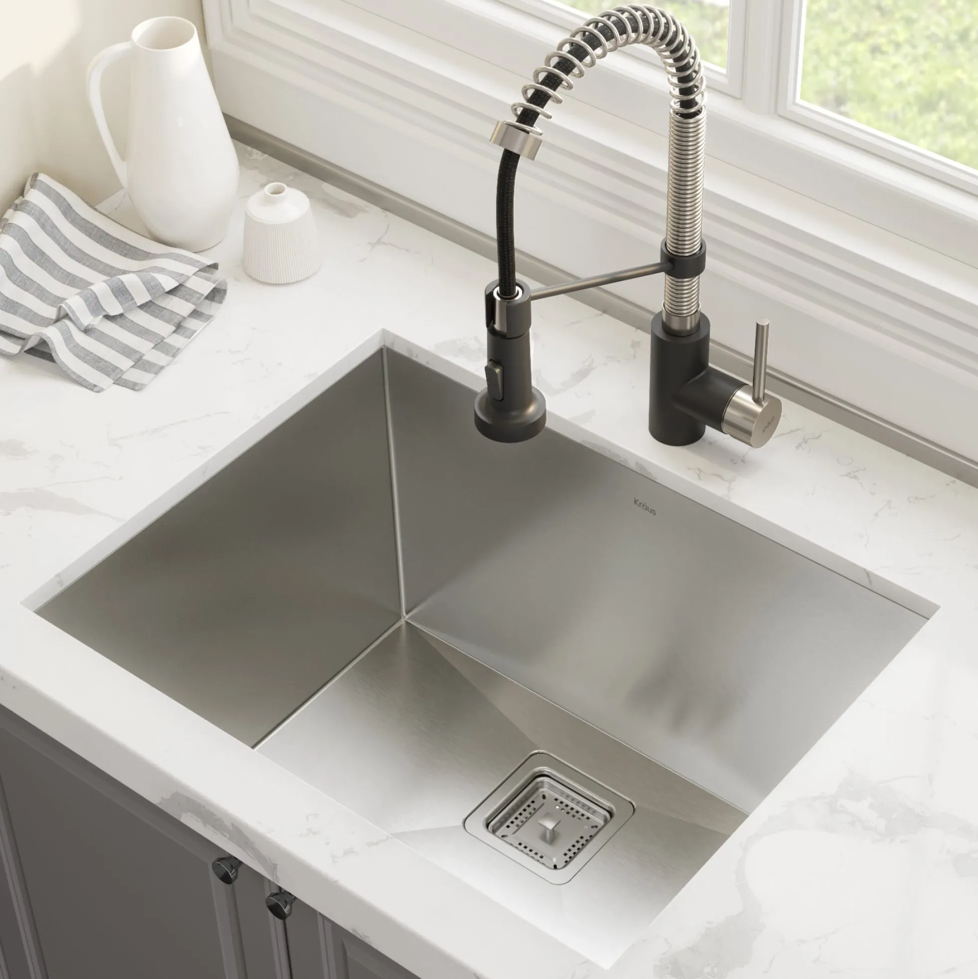 24" Undermount Utility Sink w/ Bolden Commercial Pull-Down Faucet and Soap Dispenser in Stainless Steel/Matte Black